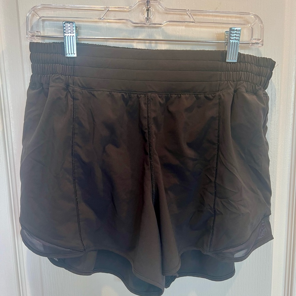 Lululemon Hotty Hot High-Rise Lined Short 4" SIZE 10